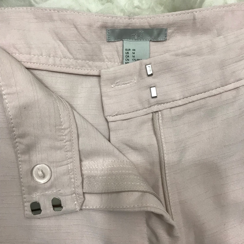 H&M Shorts - Picture 5 of 7